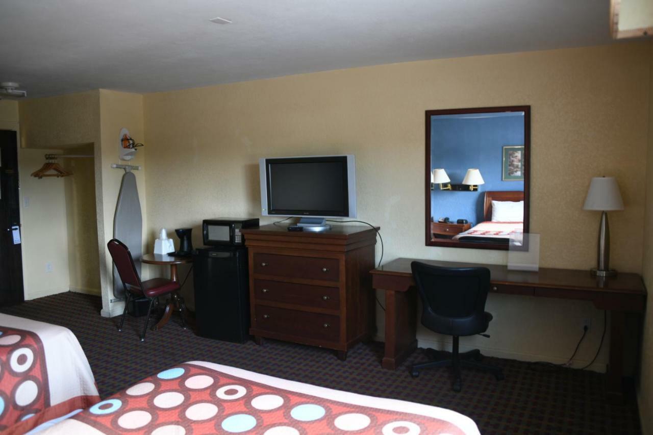 Boston Motel Weymouth Exterior photo